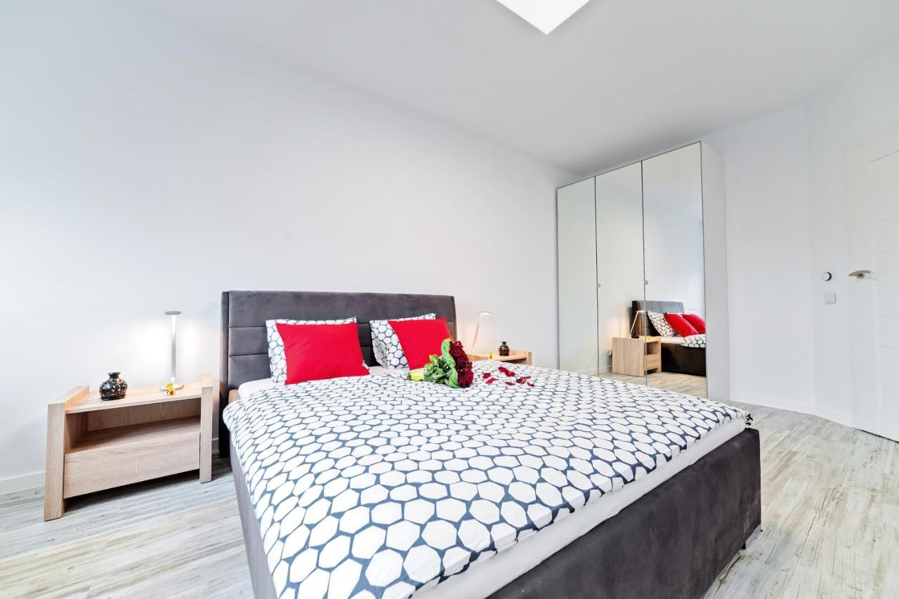 Apartamenty Homely Place Casa Verona - Stary Rynek - Parking Πόζναν Εξωτερικό φωτογραφία