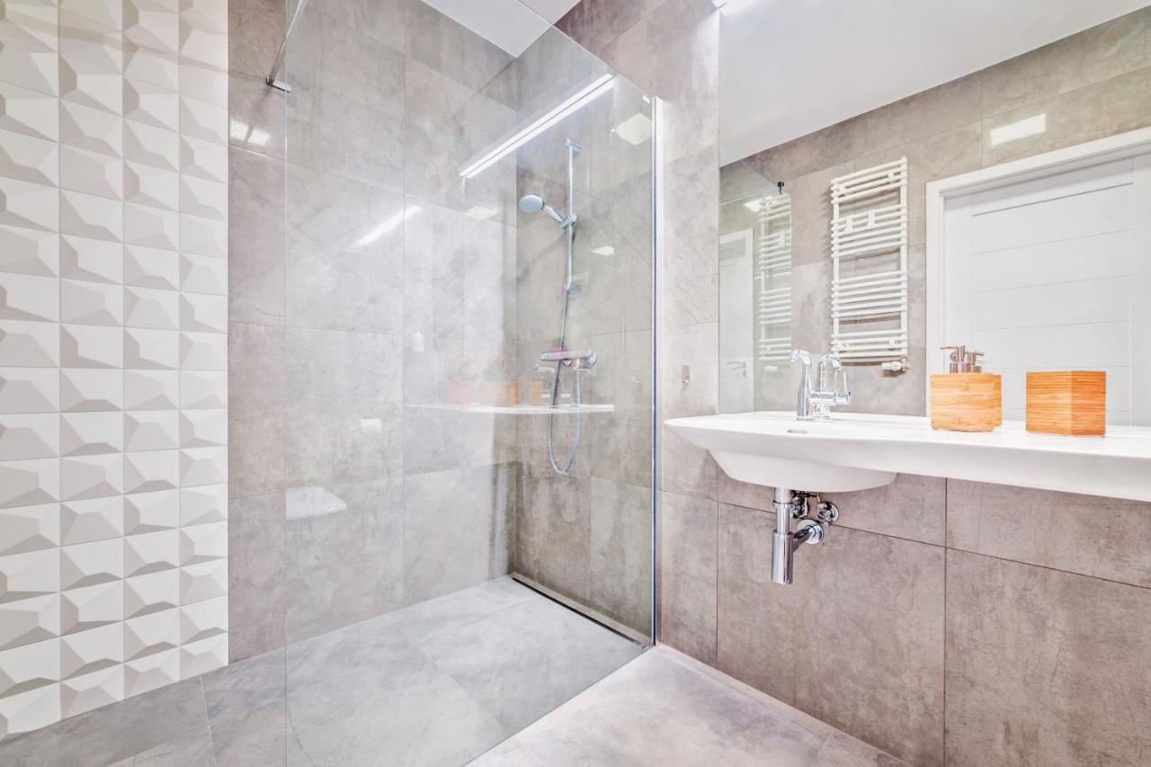 Apartamenty Homely Place Casa Verona - Stary Rynek - Parking Πόζναν Εξωτερικό φωτογραφία