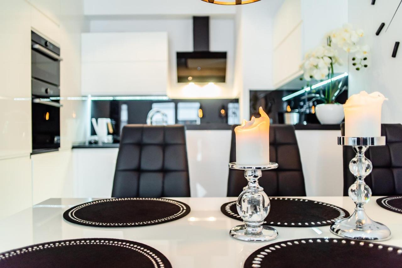 Apartamenty Homely Place Casa Verona - Stary Rynek - Parking Πόζναν Εξωτερικό φωτογραφία